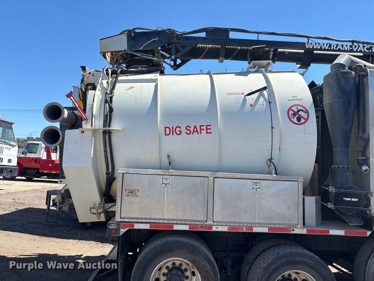 image for item YA3452 2024 Western Star 47X hydrovac truck