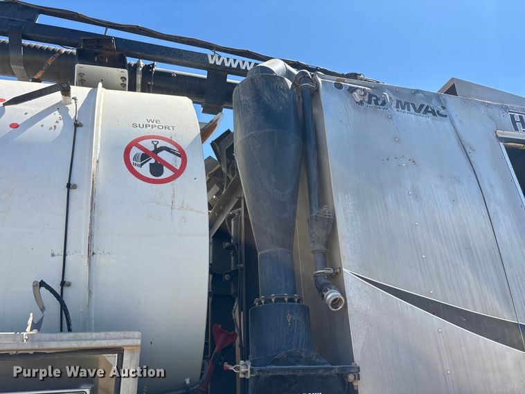image for item YA3452 2024 Western Star 47X hydrovac truck