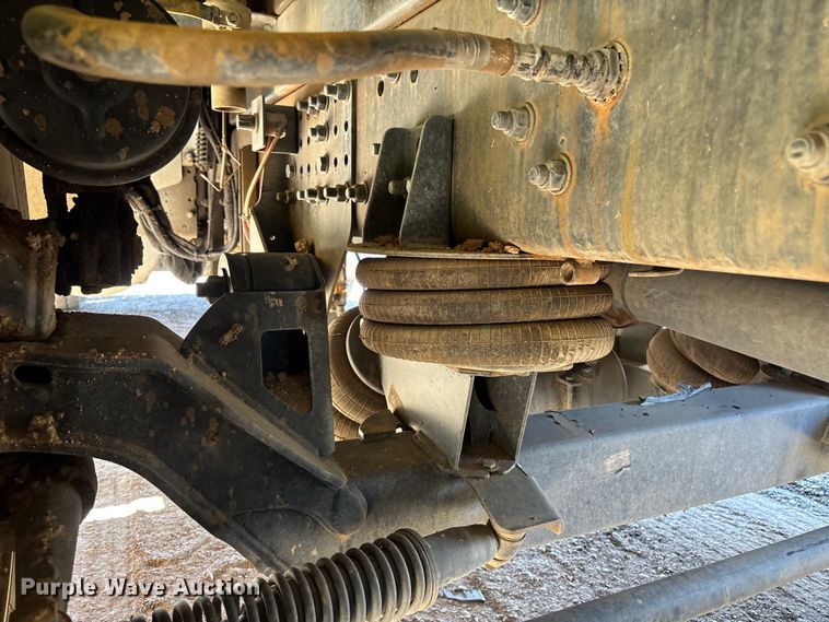 image for item YA3452 2024 Western Star 47X hydrovac truck
