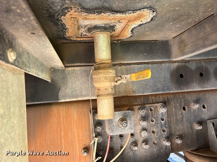 image for item YA3452 2024 Western Star 47X hydrovac truck