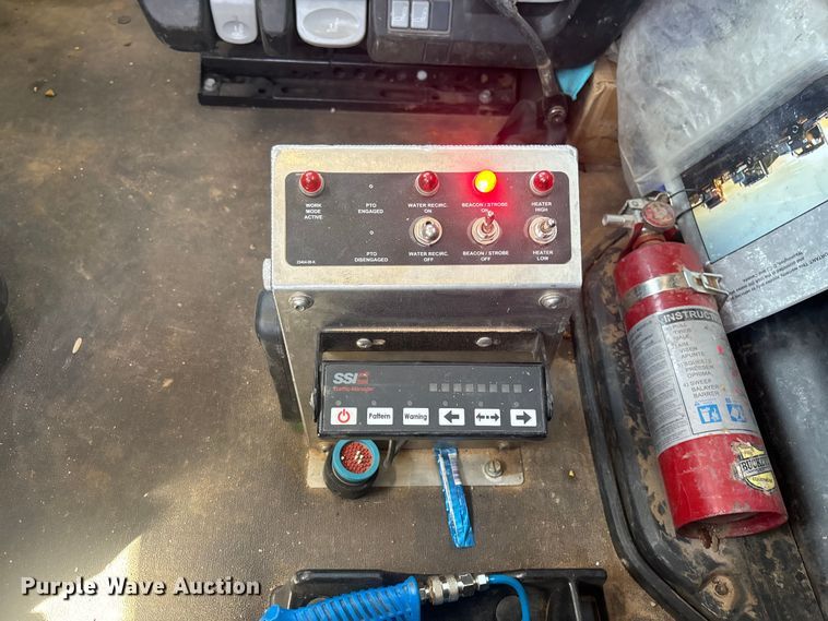 image for item YA3452 2024 Western Star 47X hydrovac truck