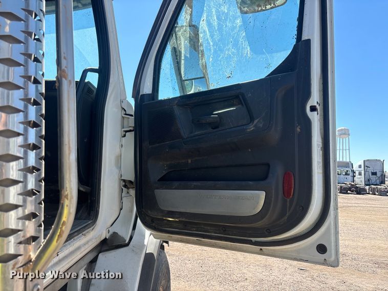 image for item YA3452 2024 Western Star 47X hydrovac truck