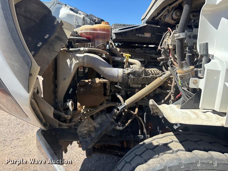 image for item YA3452 2024 Western Star 47X hydrovac truck