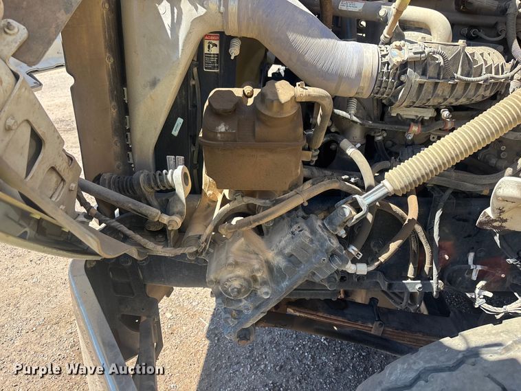 image for item YA3452 2024 Western Star 47X hydrovac truck