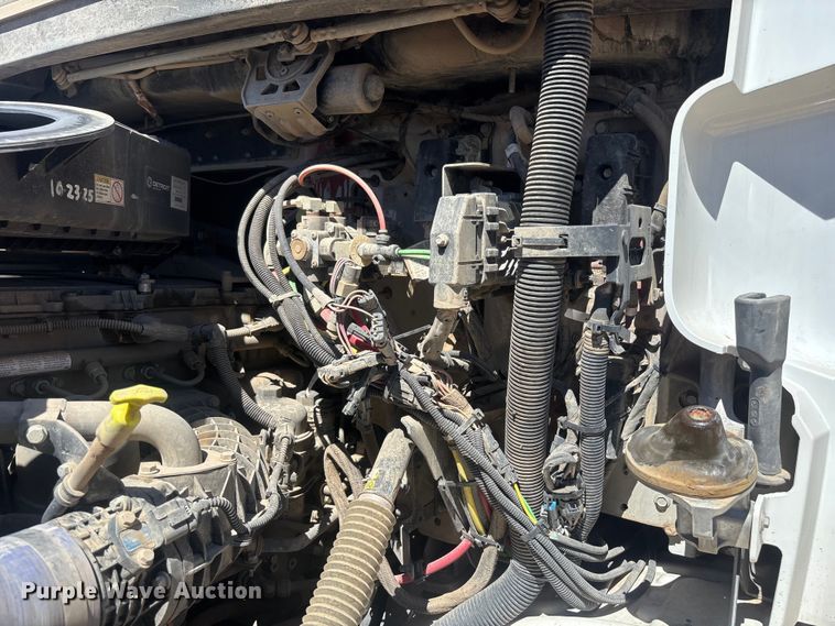 image for item YA3452 2024 Western Star 47X hydrovac truck