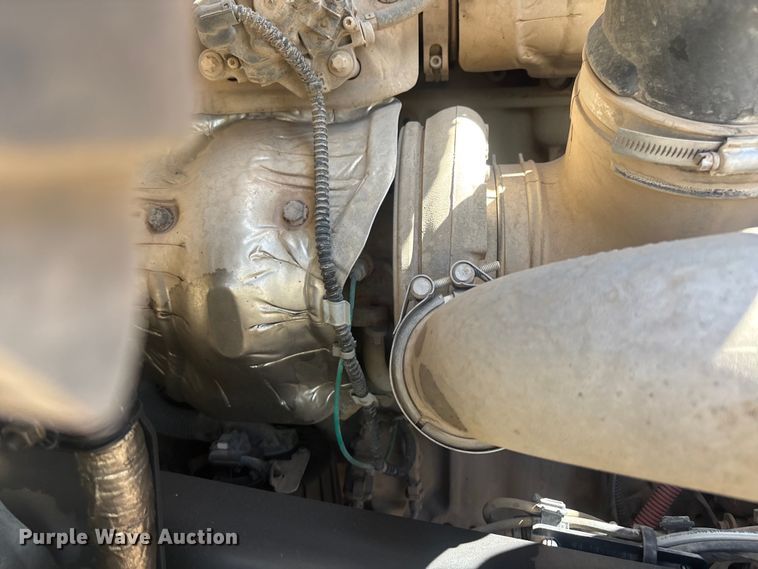 image for item YA3452 2024 Western Star 47X hydrovac truck