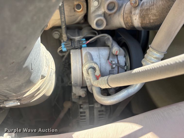 image for item YA3452 2024 Western Star 47X hydrovac truck
