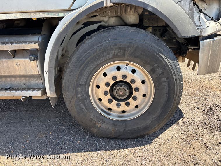 image for item YA3452 2024 Western Star 47X hydrovac truck