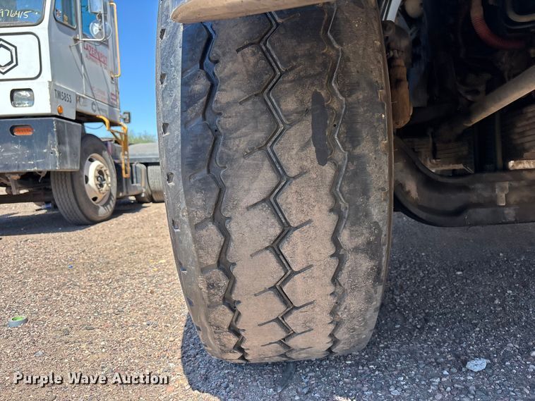 image for item YA3452 2024 Western Star 47X hydrovac truck