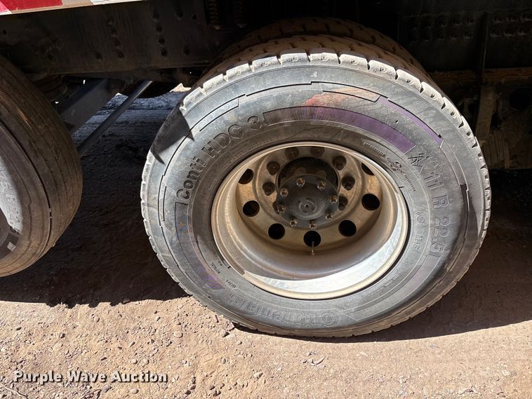 image for item YA3452 2024 Western Star 47X hydrovac truck