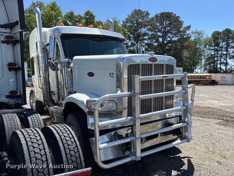 image for item YA3453 2026 Peterbilt 589 semi truck