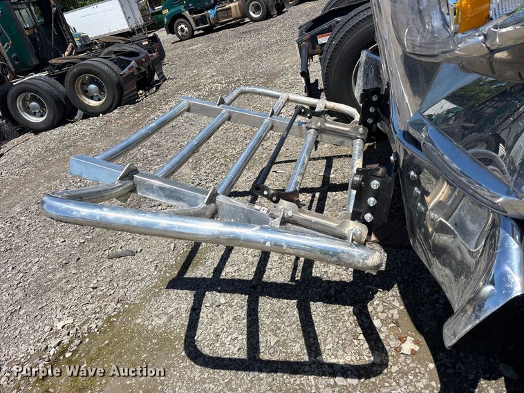 image for item YA3453 2026 Peterbilt 589 semi truck