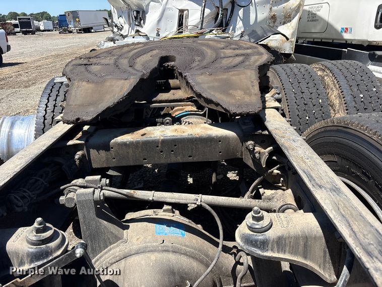 image for item YA3453 2026 Peterbilt 589 semi truck