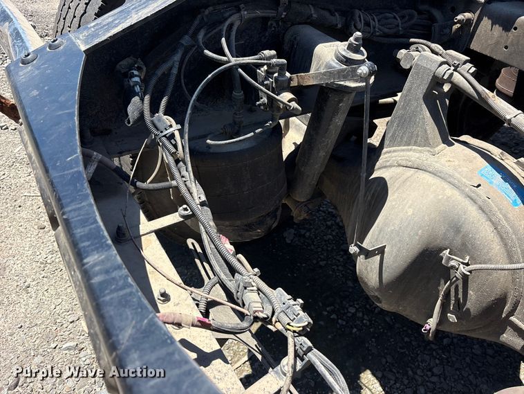 image for item YA3453 2026 Peterbilt 589 semi truck