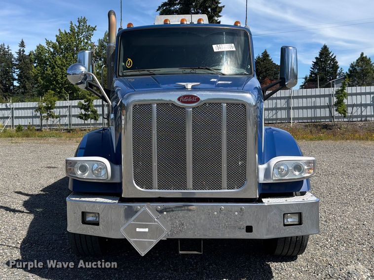 image for item YA3652 2017 Peterbilt 567 tank truck