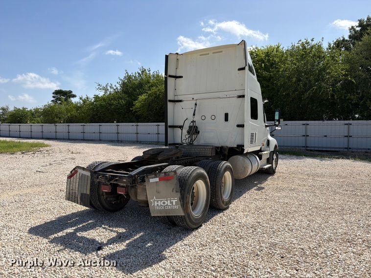 image for item YA3667 2019 International LT625 semi truck