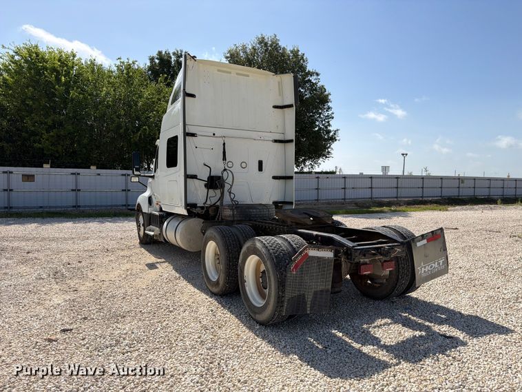 image for item YA3667 2019 International LT625 semi truck