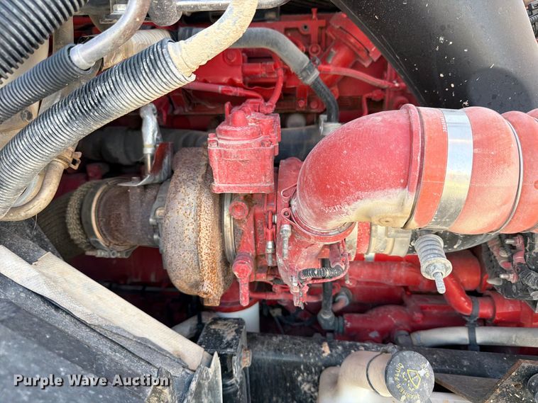 image for item YA3667 2019 International LT625 semi truck