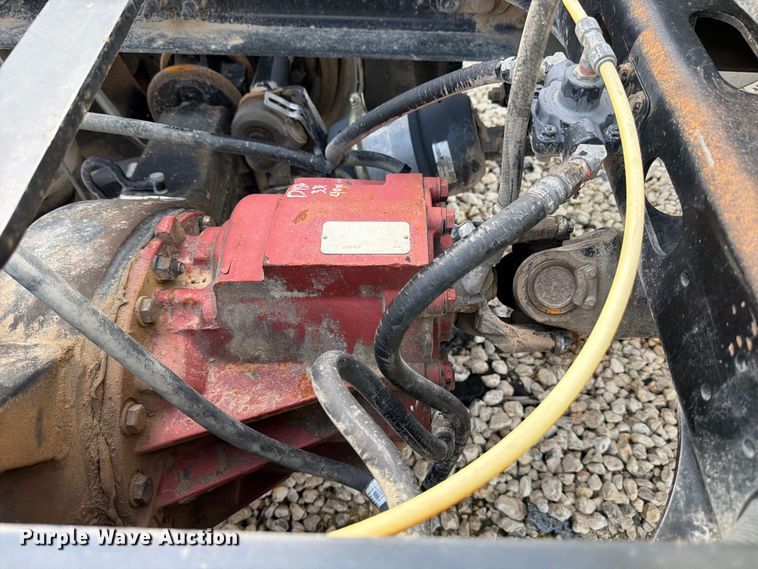 image for item YA3667 2019 International LT625 semi truck
