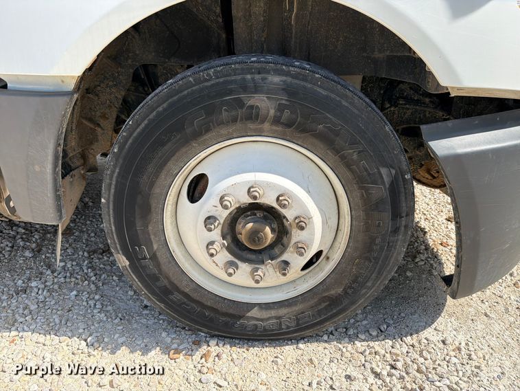 image for item YA3667 2019 International LT625 semi truck