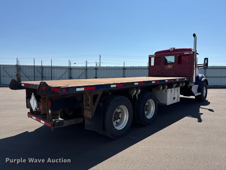 image for item YA3740 2015 Kenworth T880 flatbed truck