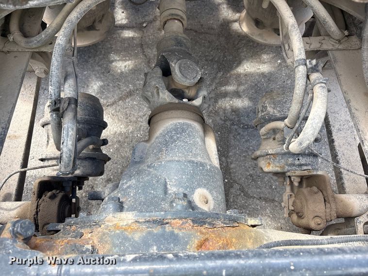 image for item YA3749 2018 Freightliner Cascadia semi truck