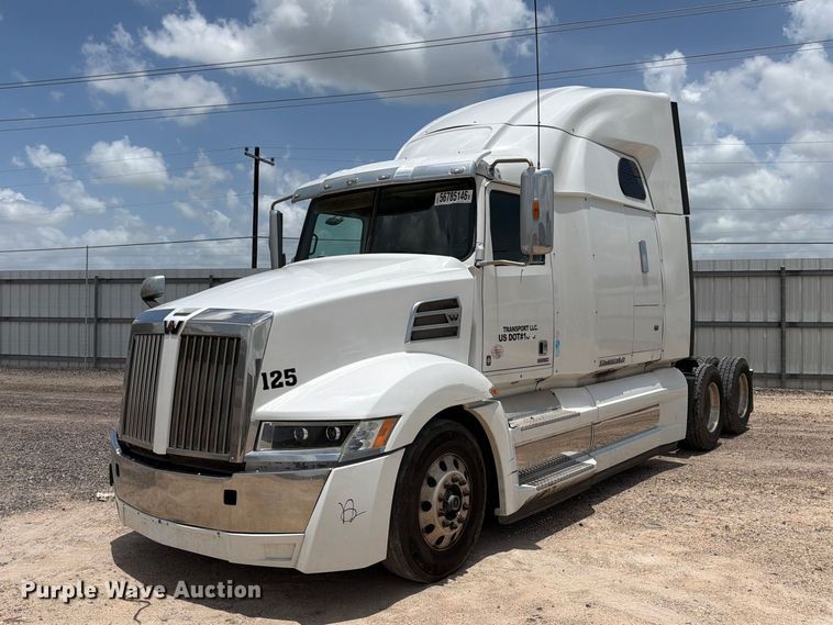 image for item YA3812 2022 Western Star 5700XE semi truck