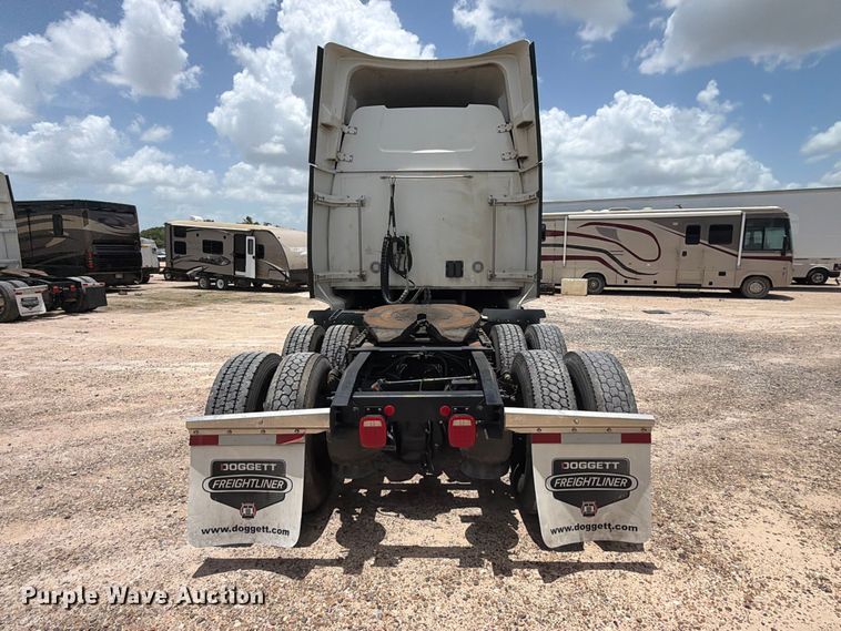 image for item YA3812 2022 Western Star 5700XE semi truck