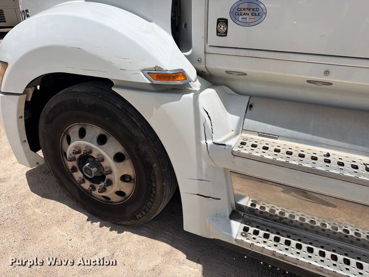 image for item YA3812 2022 Western Star 5700XE semi truck