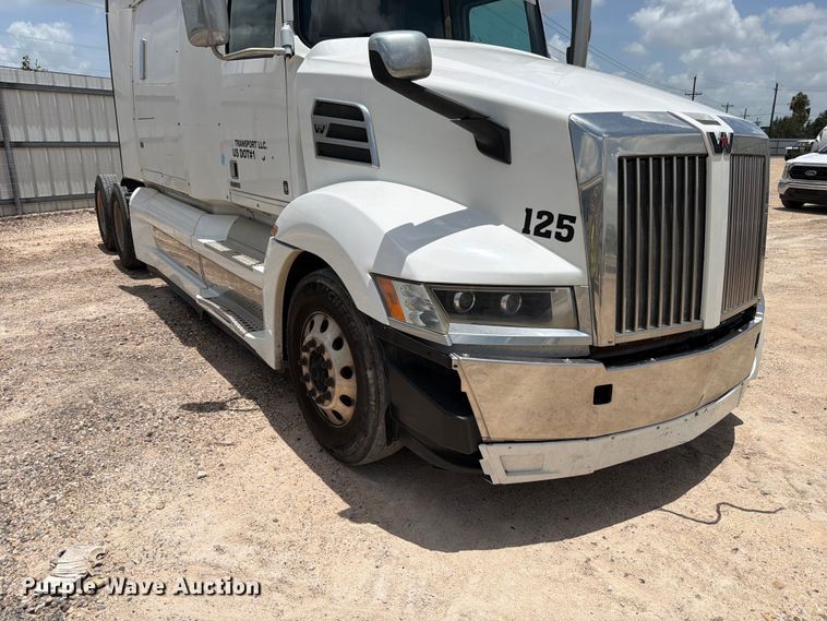 image for item YA3812 2022 Western Star 5700XE semi truck