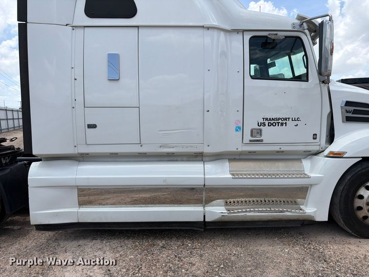 image for item YA3812 2022 Western Star 5700XE semi truck