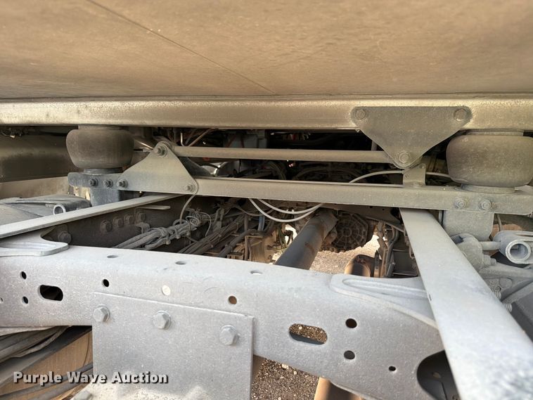 image for item YA3812 2022 Western Star 5700XE semi truck