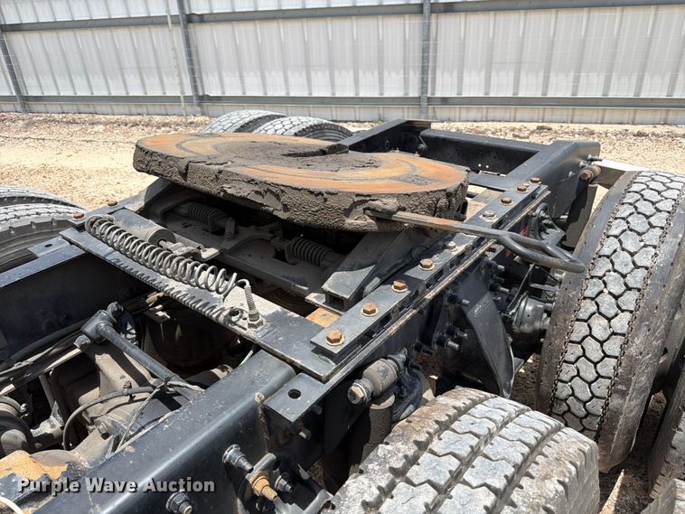 image for item YA3812 2022 Western Star 5700XE semi truck
