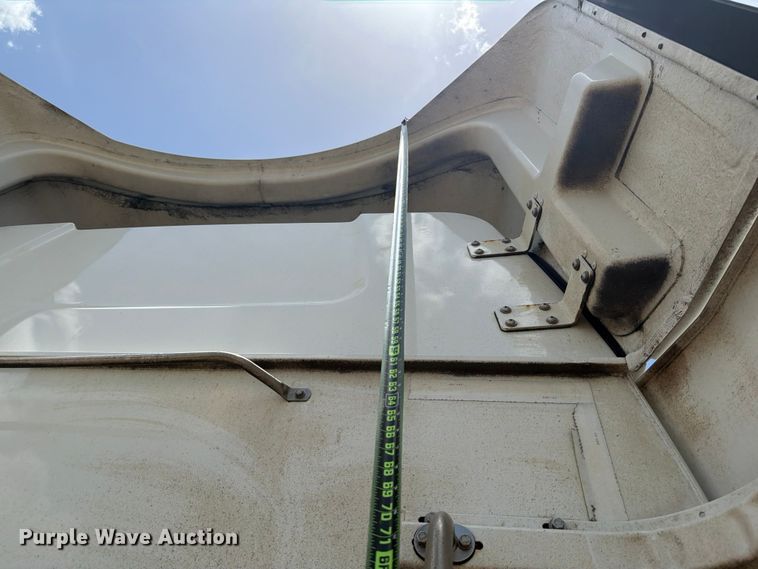 image for item YA3812 2022 Western Star 5700XE semi truck