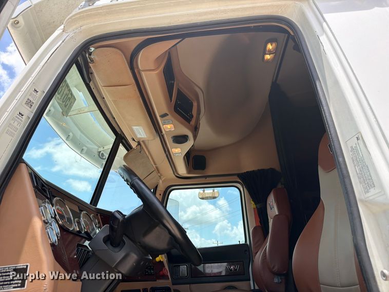 image for item YA3812 2022 Western Star 5700XE semi truck
