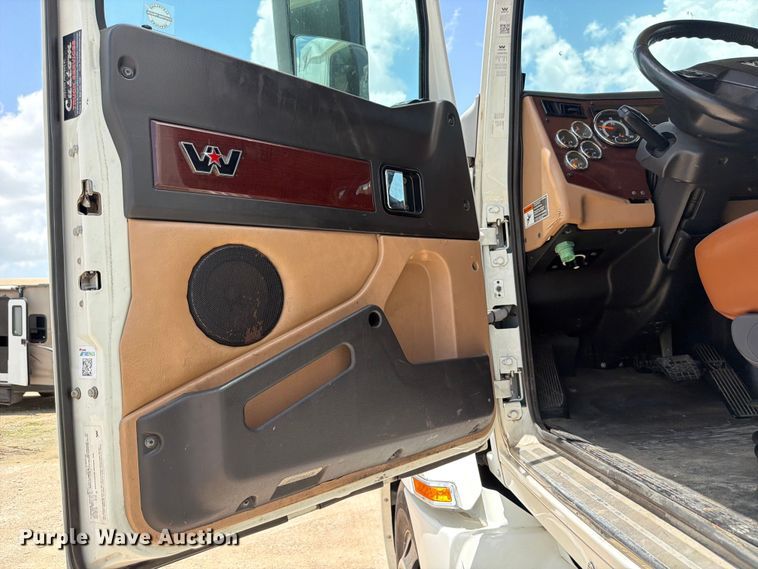 image for item YA3812 2022 Western Star 5700XE semi truck