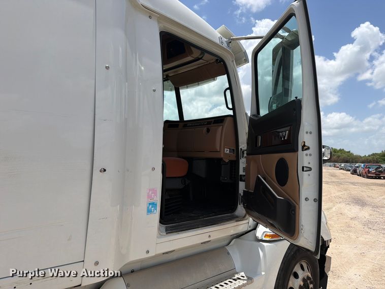 image for item YA3812 2022 Western Star 5700XE semi truck