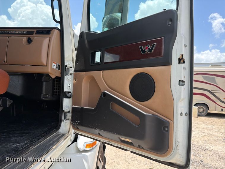 image for item YA3812 2022 Western Star 5700XE semi truck