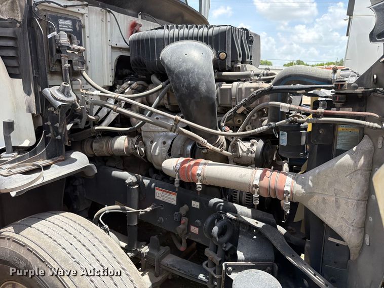 image for item YA3812 2022 Western Star 5700XE semi truck