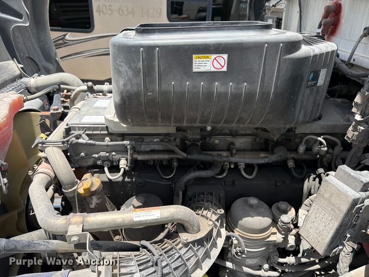image for item YA3812 2022 Western Star 5700XE semi truck