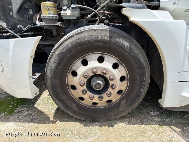 image for item YA3812 2022 Western Star 5700XE semi truck