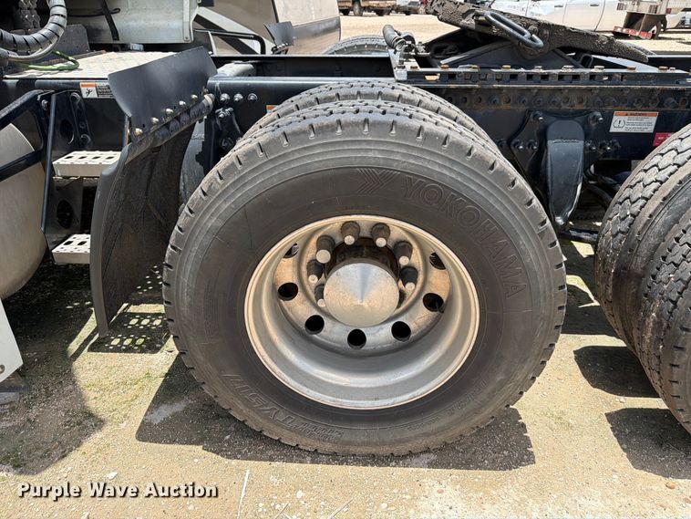 image for item YA3812 2022 Western Star 5700XE semi truck