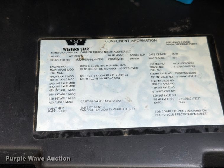 image for item YA3812 2022 Western Star 5700XE semi truck
