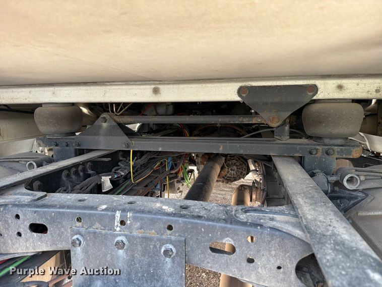 image for item YA3813 2022 Western Star 5700XE semi truck