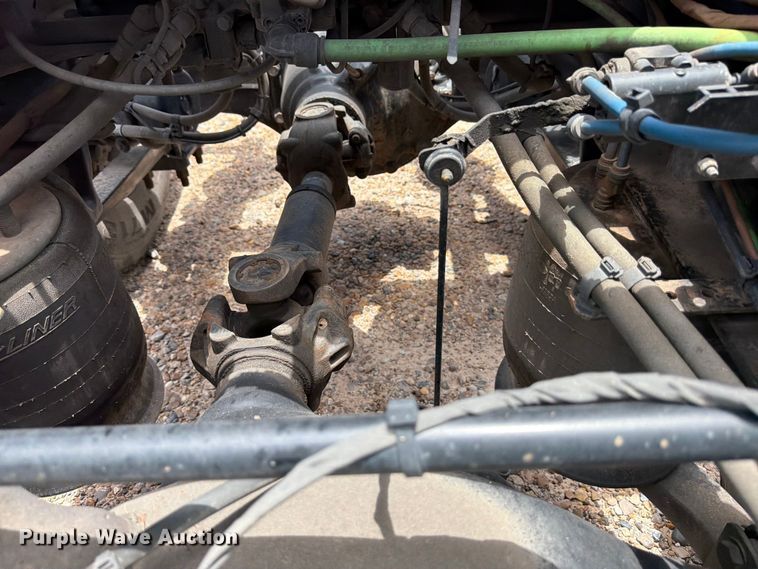 image for item YA3813 2022 Western Star 5700XE semi truck