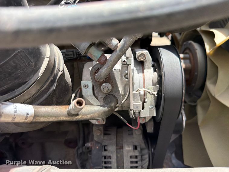 image for item YA3813 2022 Western Star 5700XE semi truck