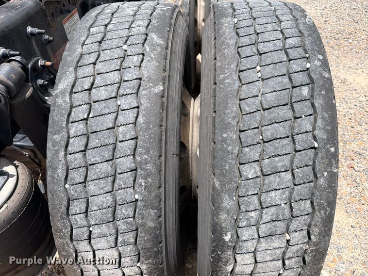 image for item YA3813 2022 Western Star 5700XE semi truck