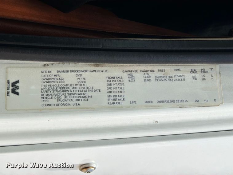 image for item YA3813 2022 Western Star 5700XE semi truck