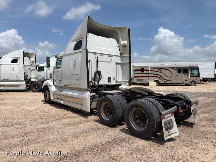 image for item YA3814 2022 Western Star 5700XE semi truck