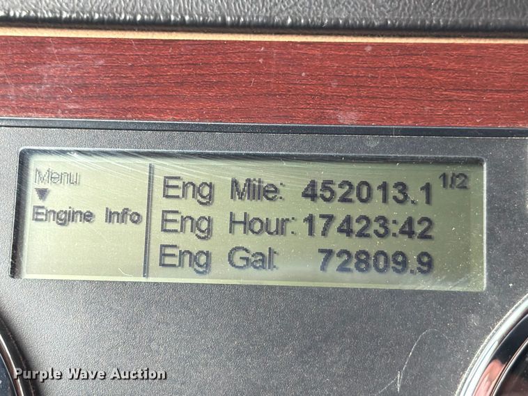 image for item YA3814 2022 Western Star 5700XE semi truck